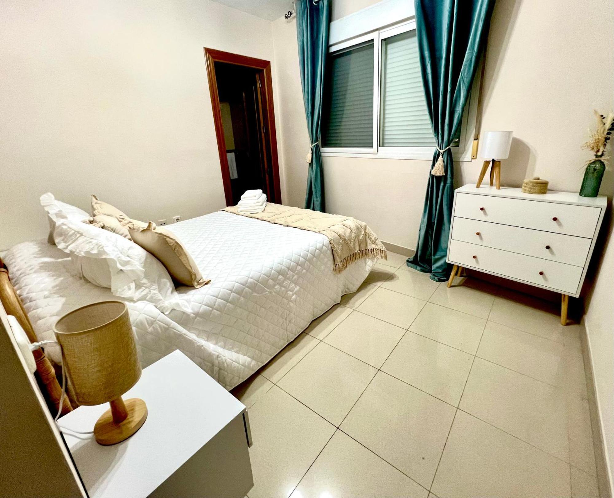 Apartamento Centrico Junto Paseo, Playas Y Zonas De Interes!! อากีลัส ภายนอก รูปภาพ